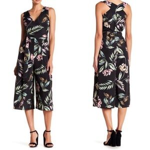 Vince Camuto Tropical Floral V-Neck Crossback Sleeveless Jumpsuit Black S